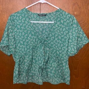 SHEIN Green Daisy Print tie front top